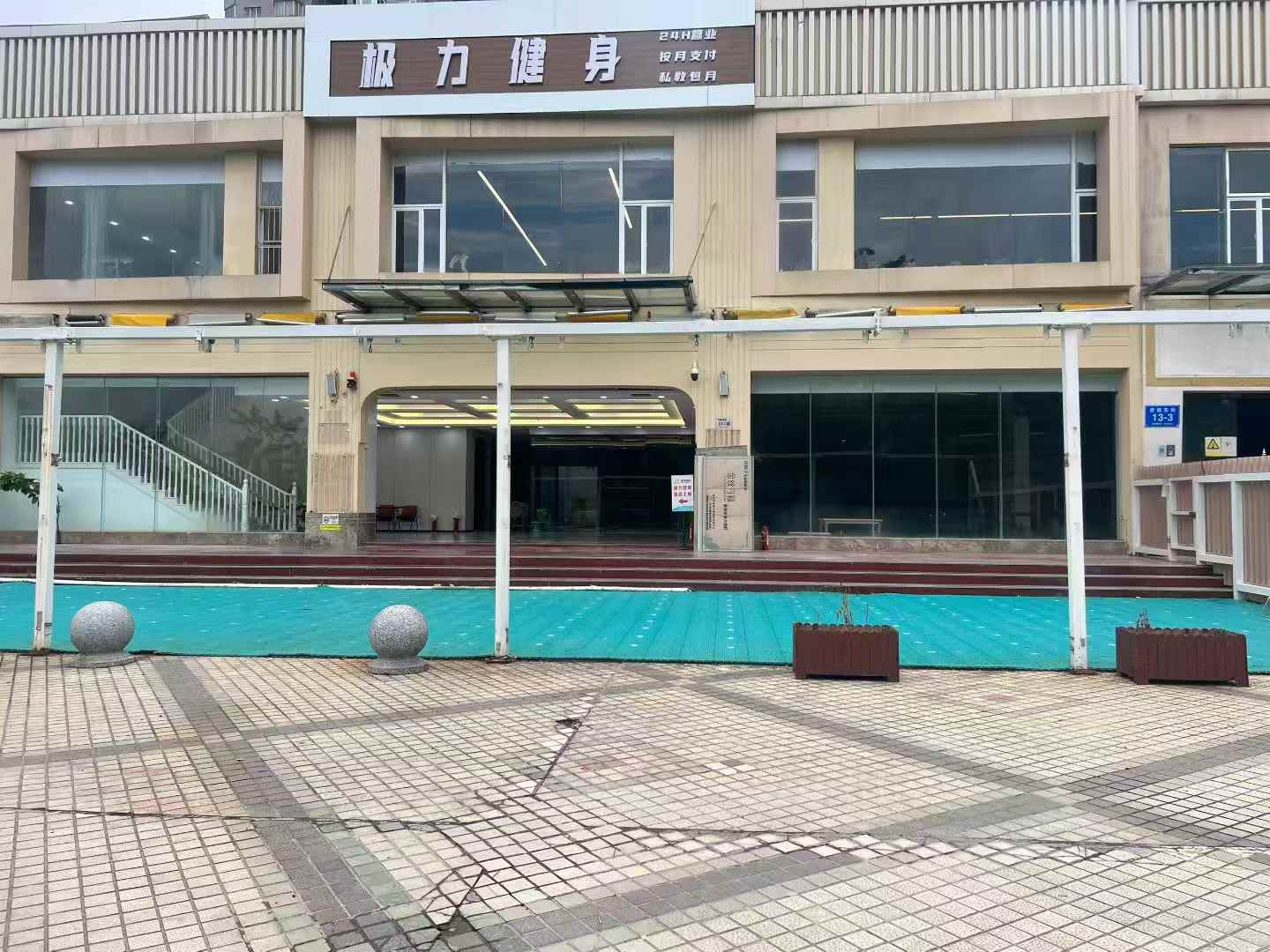 华侨城12000㎡商铺出租