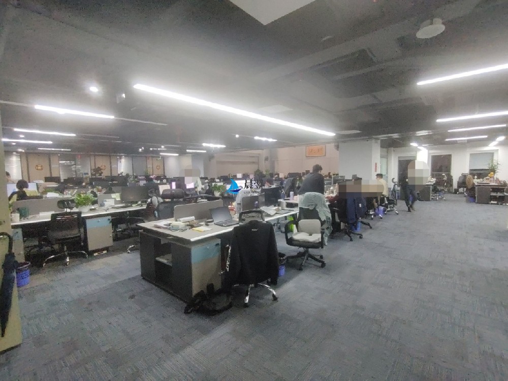 【凯达尔大厦2580㎡整层出租】免租期3个月 60元/㎡ 16房 140卡位